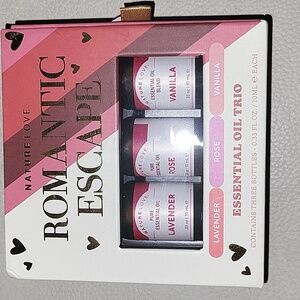 NATURE LOVE Romantic Escape Set Of 3 Essential oils. Lavender, Rose, And Vanilla